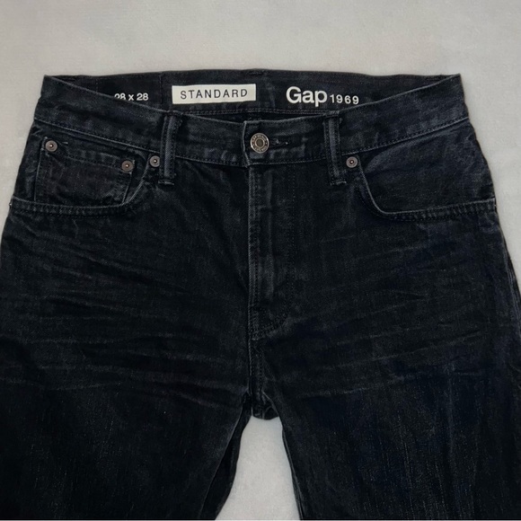 GAP 1969 Black Standard Jeans - Picture 3 of 9